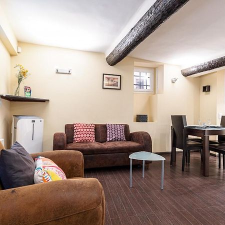 Atypical Cozy 1 Bdr Old Town Apartment Ница Екстериор снимка