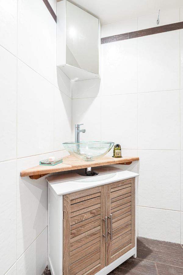 Atypical Cozy 1 Bdr Old Town Apartment Ница Екстериор снимка